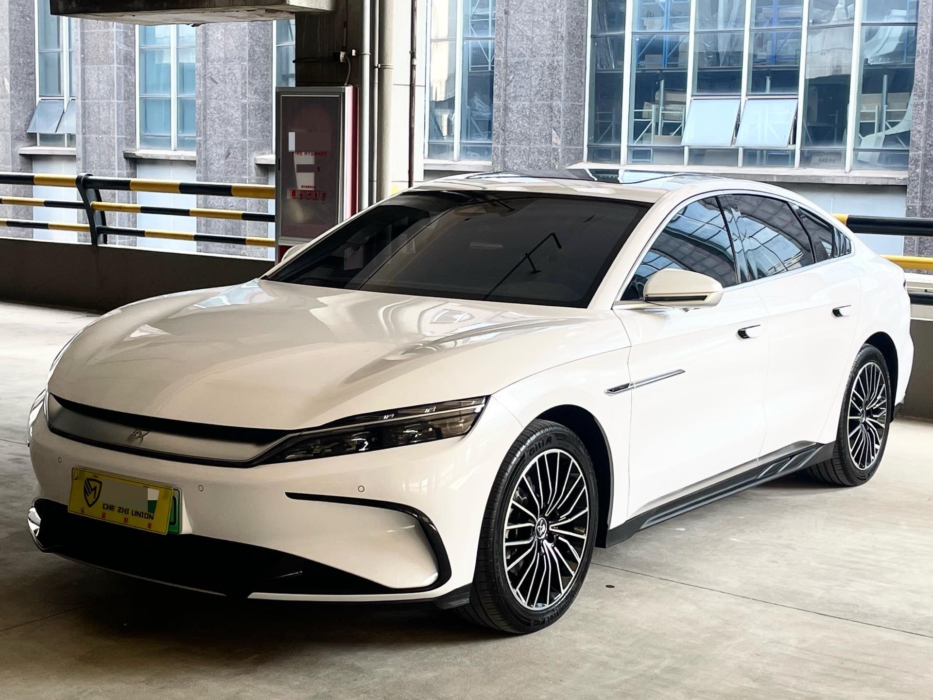 BYD Han 2024 BYD Han 2024 car image