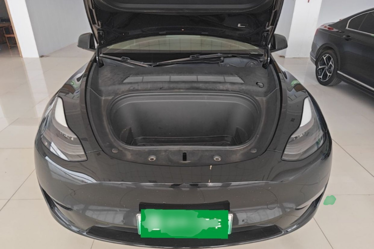 Tesla Model Y 2021 car image #20