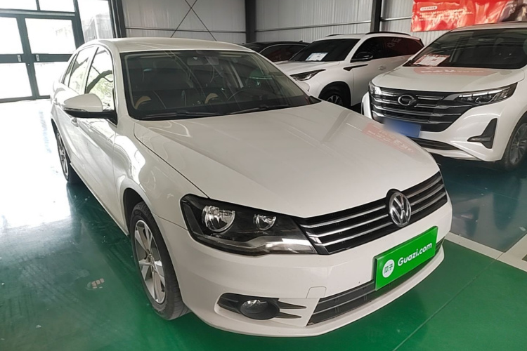 Volkswagen Bora 2015 #4 Volkswagen Bora 2015 car image #4
