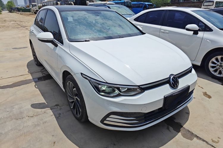 Volkswagen Golf 2020 car image #6