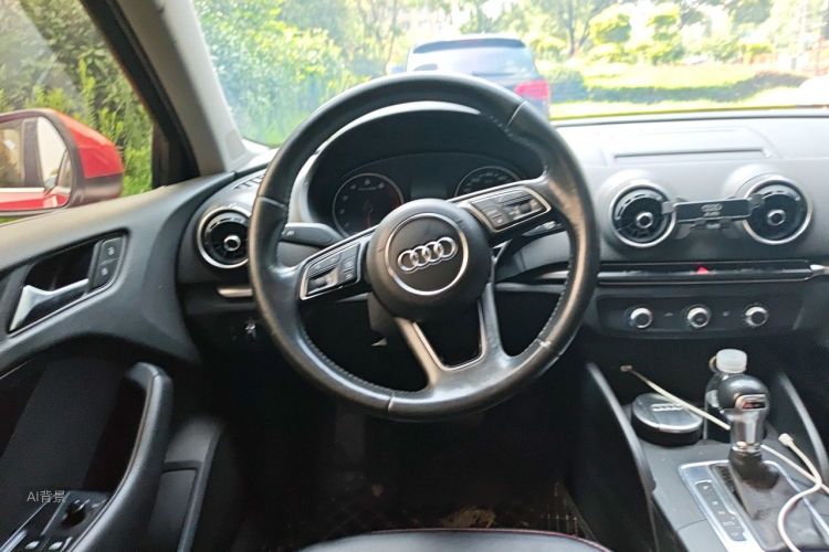Audi A3 2018 immagine di auto #12