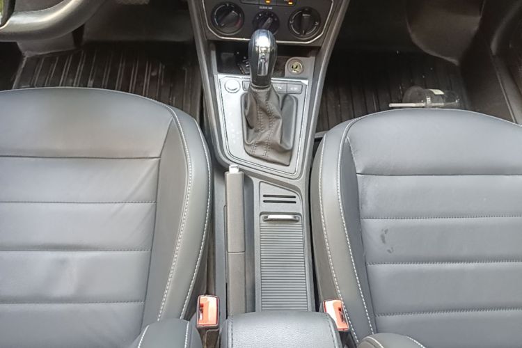 Volkswagen Lavida 2017 #14 Volkswagen Lavida 2017 car image #14