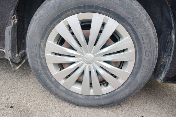 Volkswagen Santana 2017 car image #9