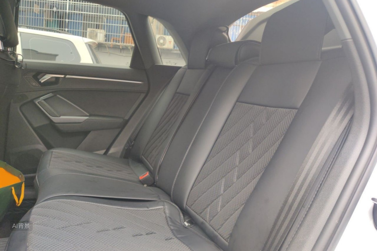 Audi Q3 2023 #19 Audi Q3 2023 car image #19