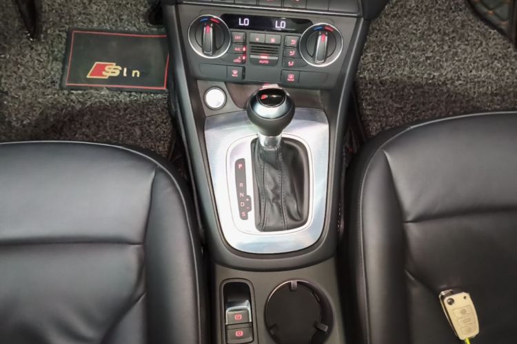 Audi Q3 2017 #14 Audi Q3 2017 car image #14
