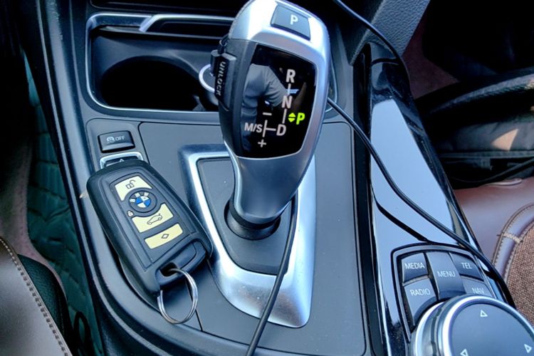 BMW 3 Series 2017 #14 BMW 3 Series 2017 car image #14