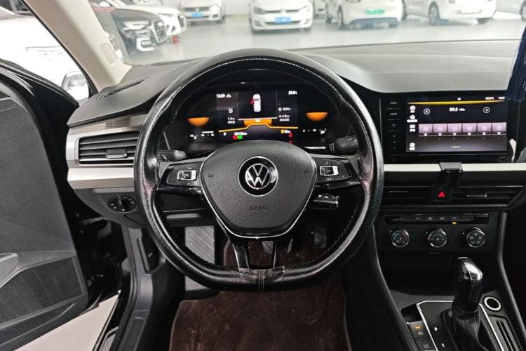 Volkswagen Lavida 2021 #11 Volkswagen Lavida 2021 car image #11