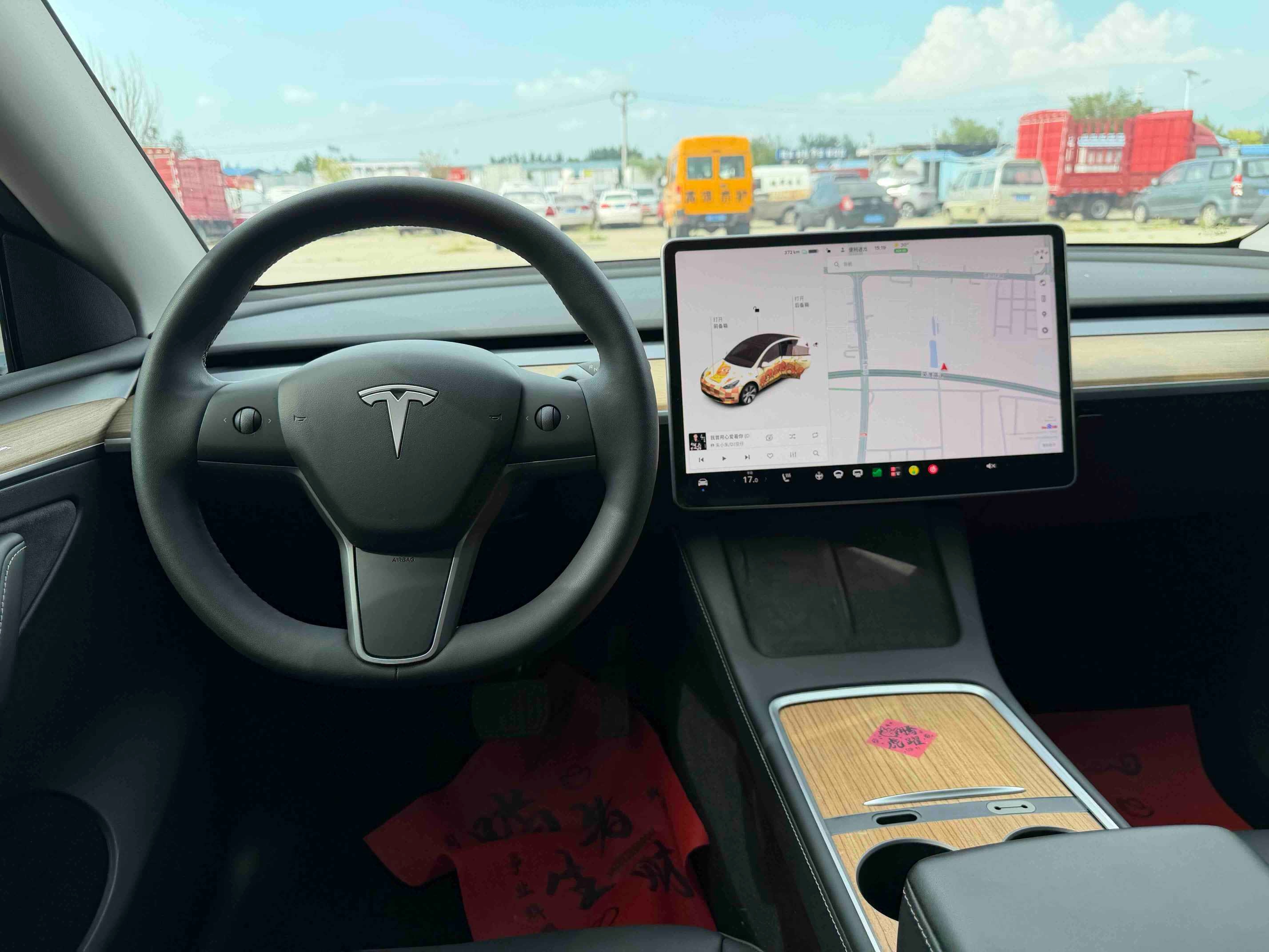 Tesla Model Y 2024 car image #7