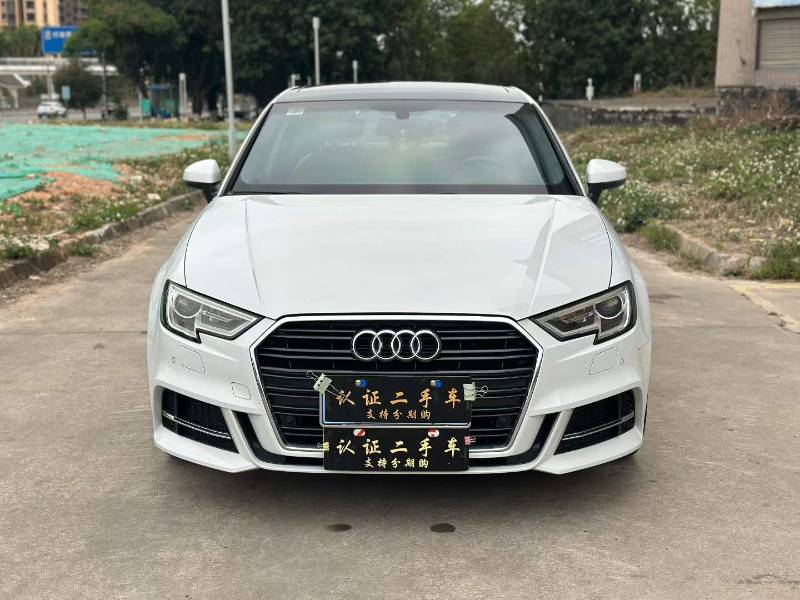 Audi A3 2018 car image #2