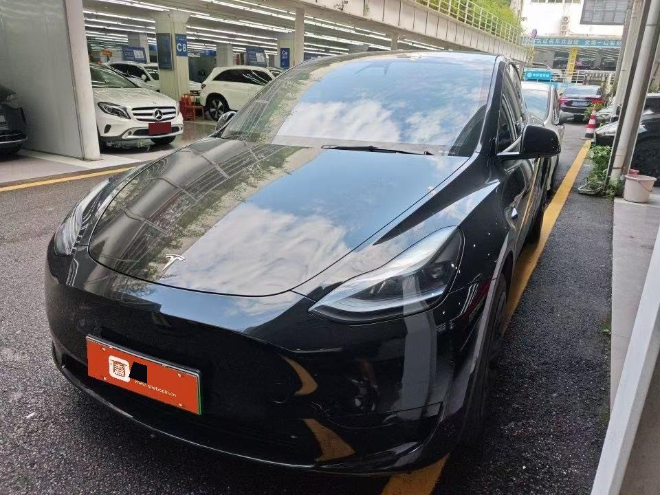 Tesla Model Y 2023 Tesla Model Y 2023 immagine di auto