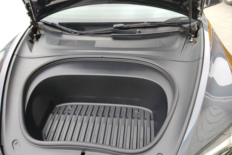Tesla Model 3 2025 #20 Tesla Model 3 2025 car image #20