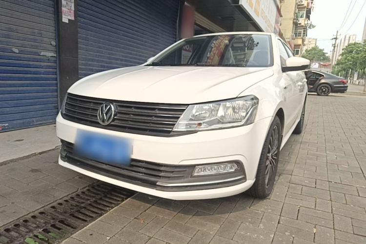 Volkswagen Lavida 2015 car image #2