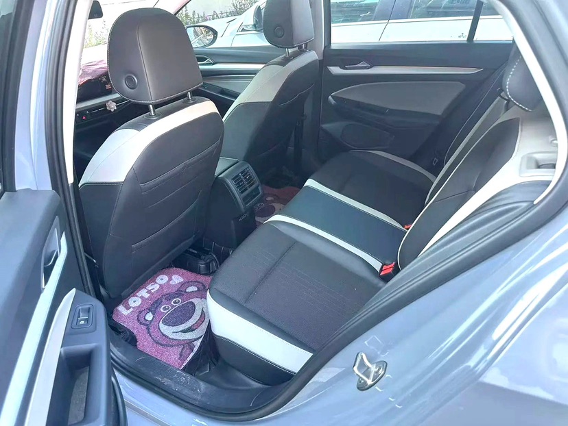 Volkswagen Golf 2023 #4 Volkswagen Golf 2023 car image #4
