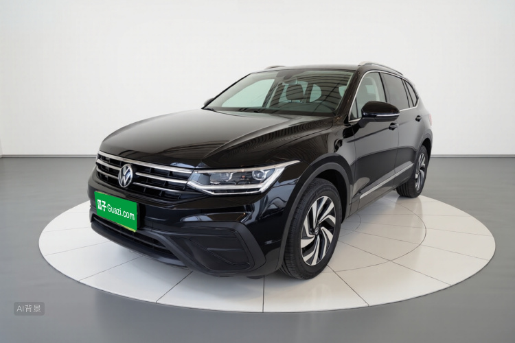Volkswagen Tiguan L 2025 #2 Volkswagen Tiguan L 2025 car image #2