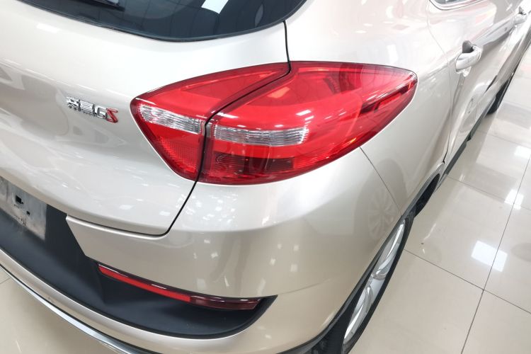 GEELY Emgrand GS 2019 imagen de coche #8