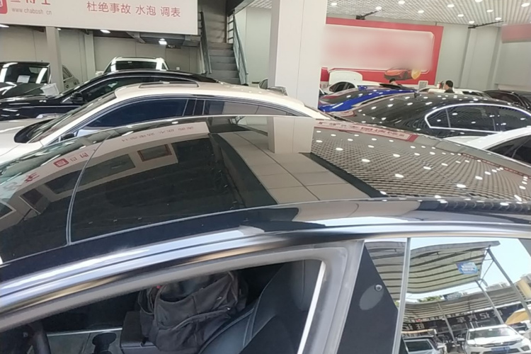 Tesla Model 3 2022 car image #25