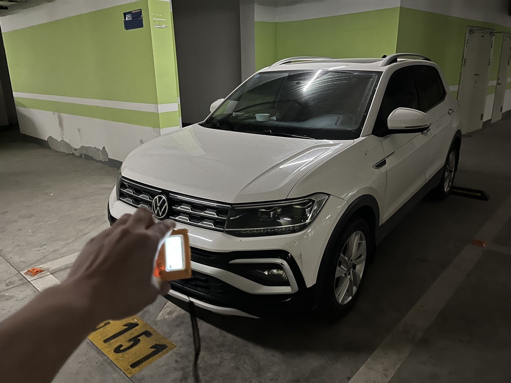 Volkswagen T-Cross 2021 car image 