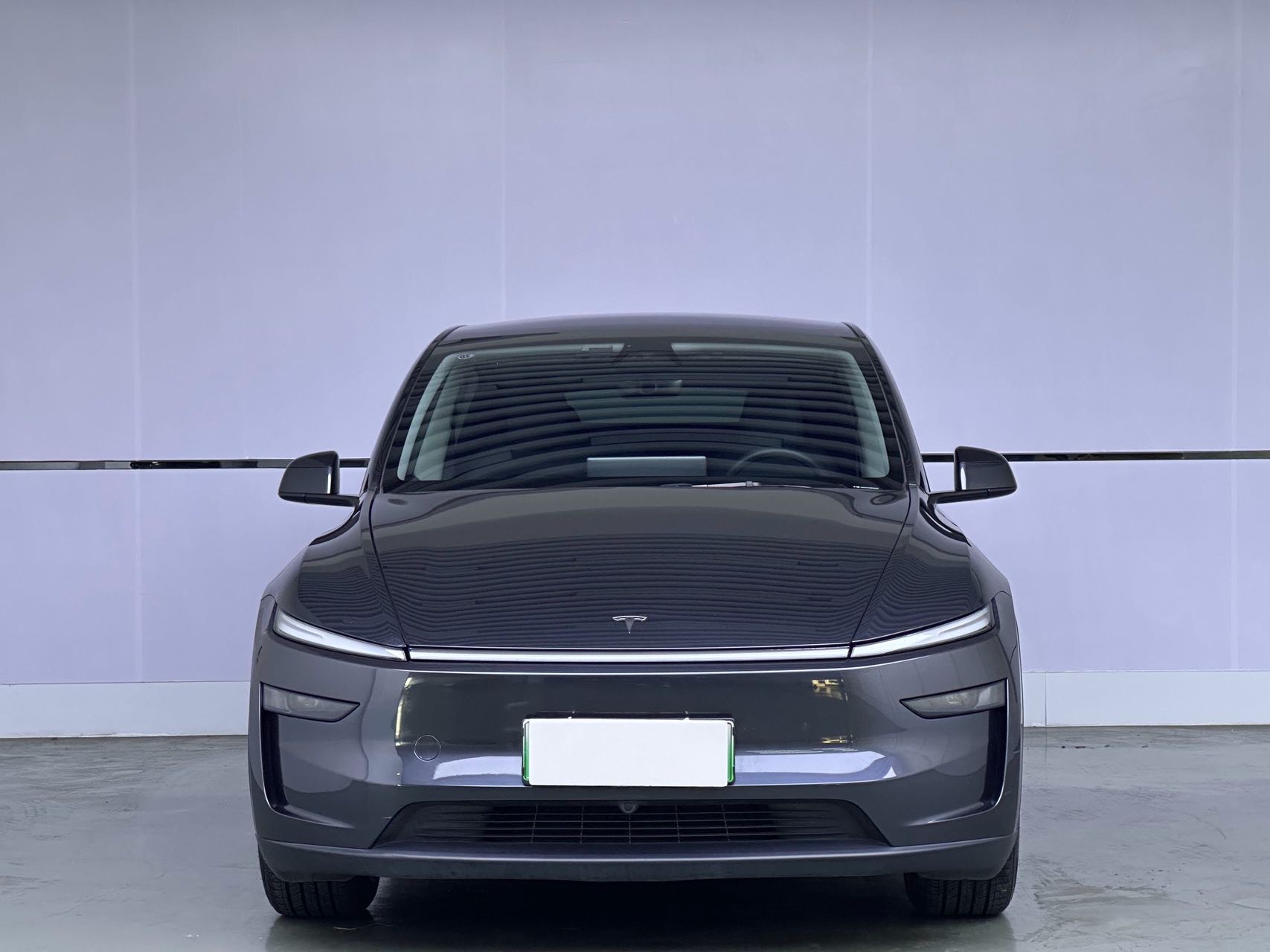 Tesla Model Y 2025 immagine di auto #2