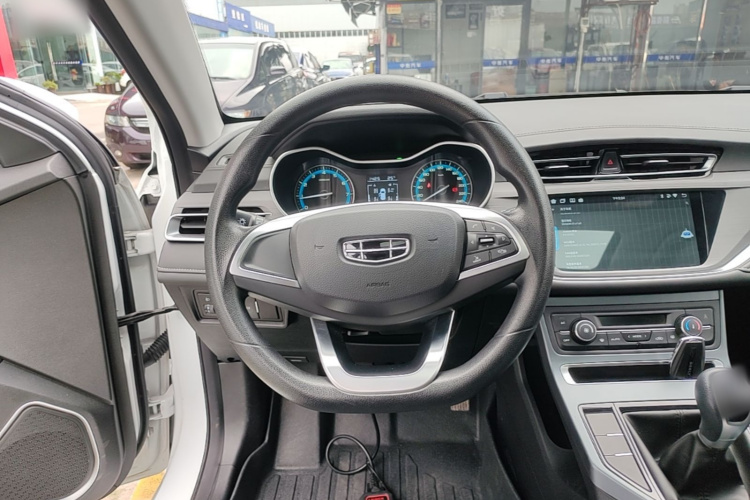 GEELY Emgrand 2021 #11 GEELY Emgrand 2021 car image #11