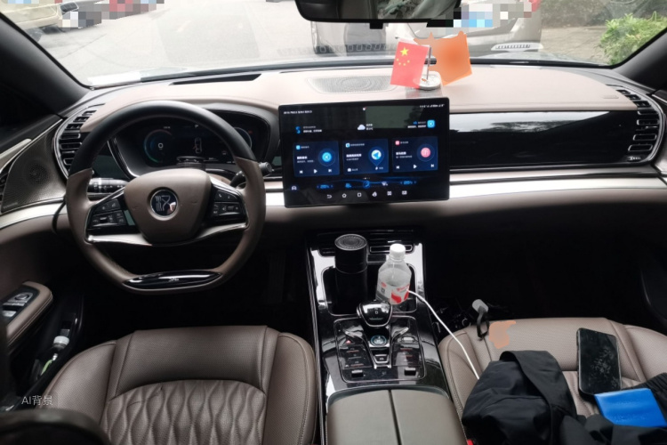 BYD Han 2023 car image #11