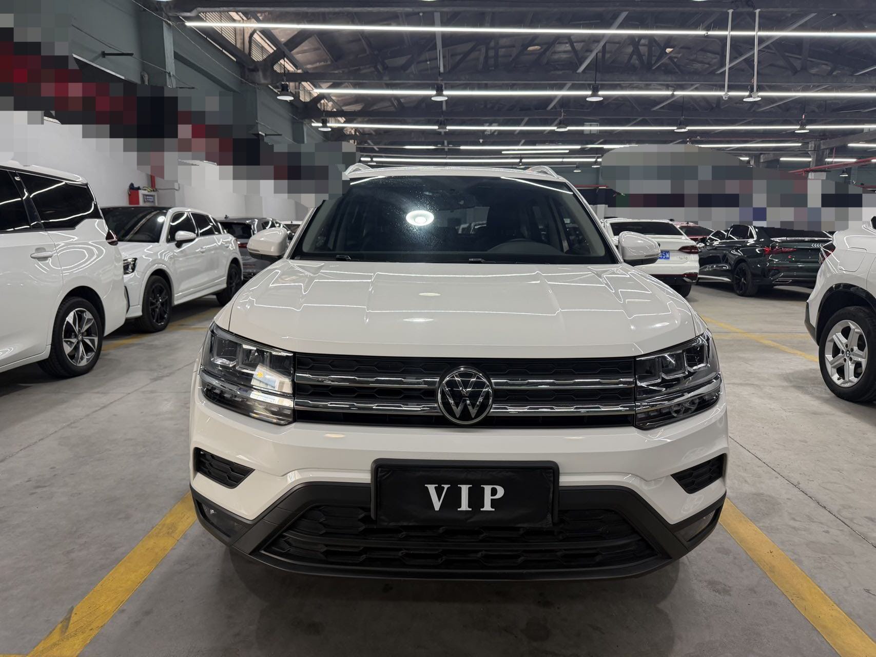 Volkswagen Tharu 2022 immagine di auto #2