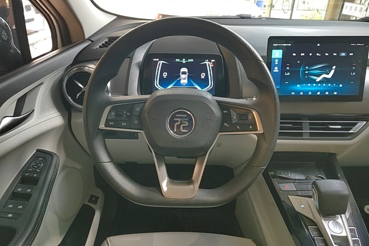 BYD Yuan Pro 2021 car image #11