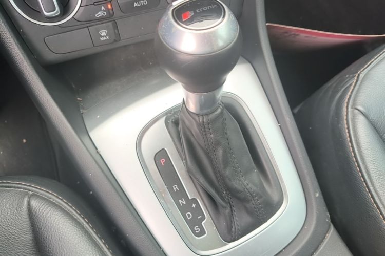 Audi Q3 2019 #18 Audi Q3 2019 car image #18