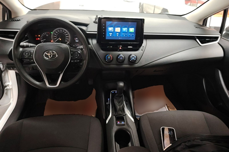 Toyota Corolla 2023 car image #10