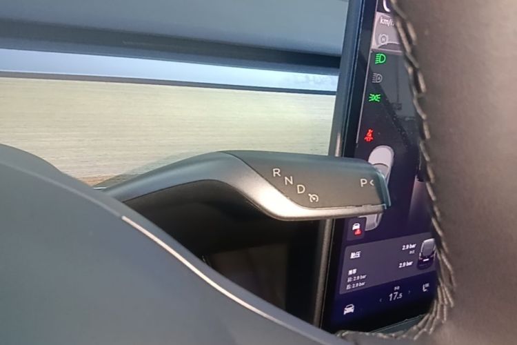 Tesla Model Y 2021 #14 Tesla Model Y 2021 immagine di auto #14