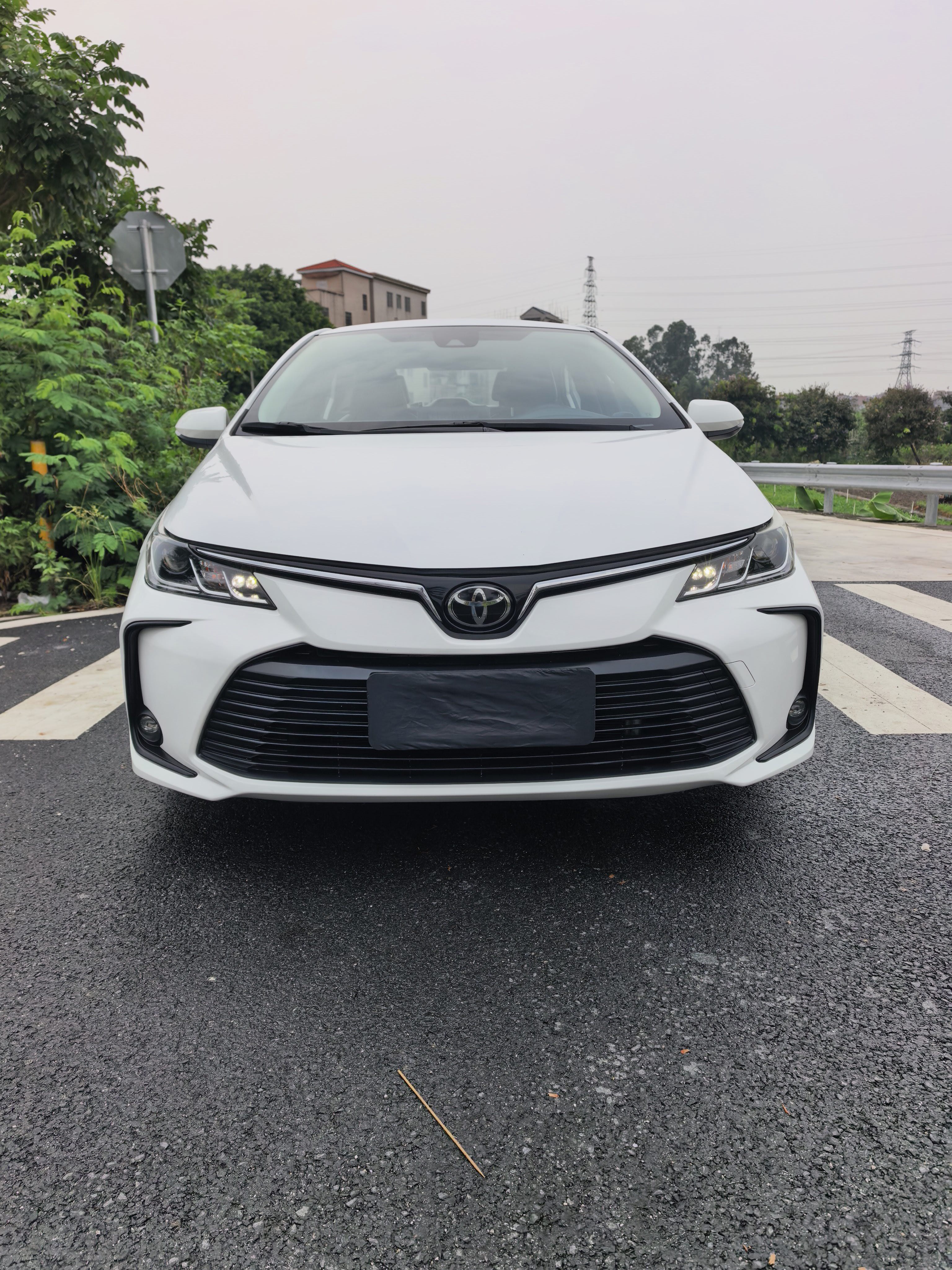 Toyota Corolla 2019 #2 Toyota Corolla 2019 car image #2