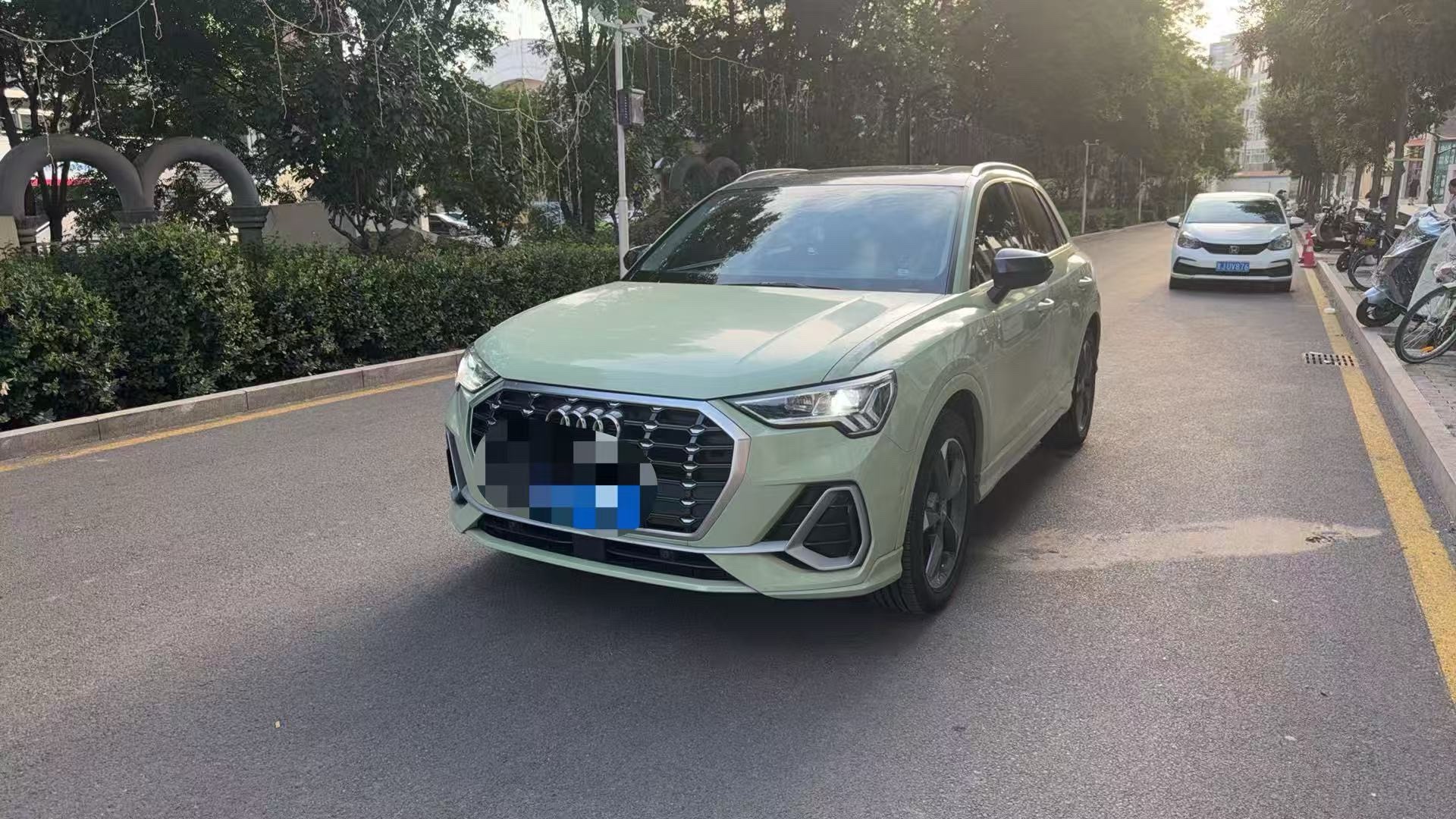 2021 immagine di auto 