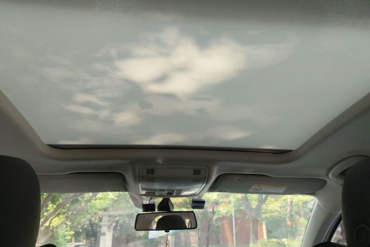 Volkswagen Tharu 2023 car image #16