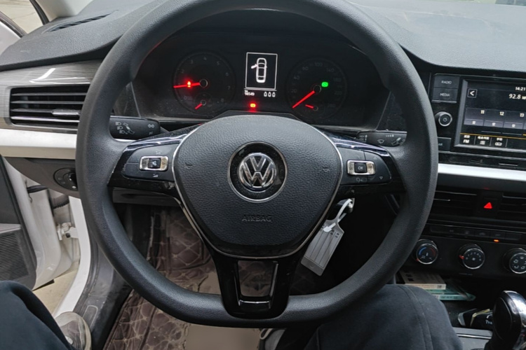 Volkswagen Lavida 2020 #11 Volkswagen Lavida 2020 car image #11