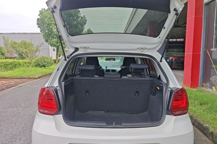 Volkswagen Polo 2018 #19 Volkswagen Polo 2018 car image #19