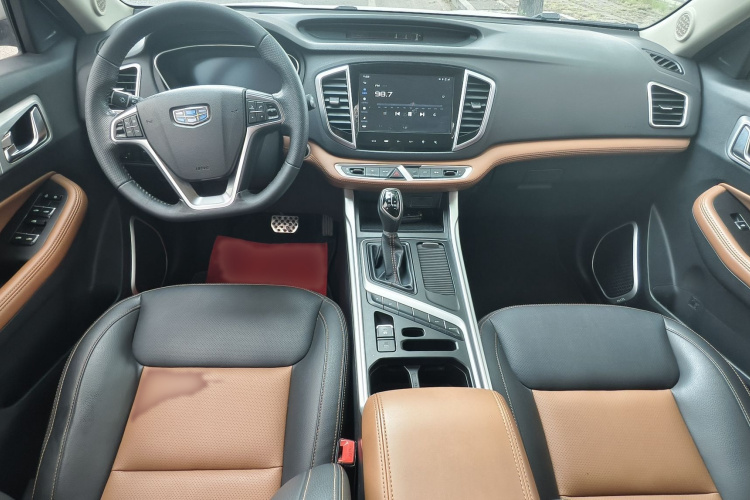 GEELY Vision X6 2019 car image #11