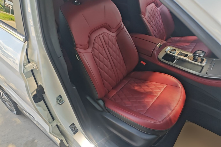 Jetour X70 PLUS 2024 immagine di auto #25