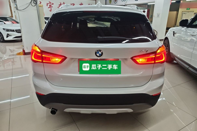 BMW X1 2018 #4 BMW X1 2018 car image #4