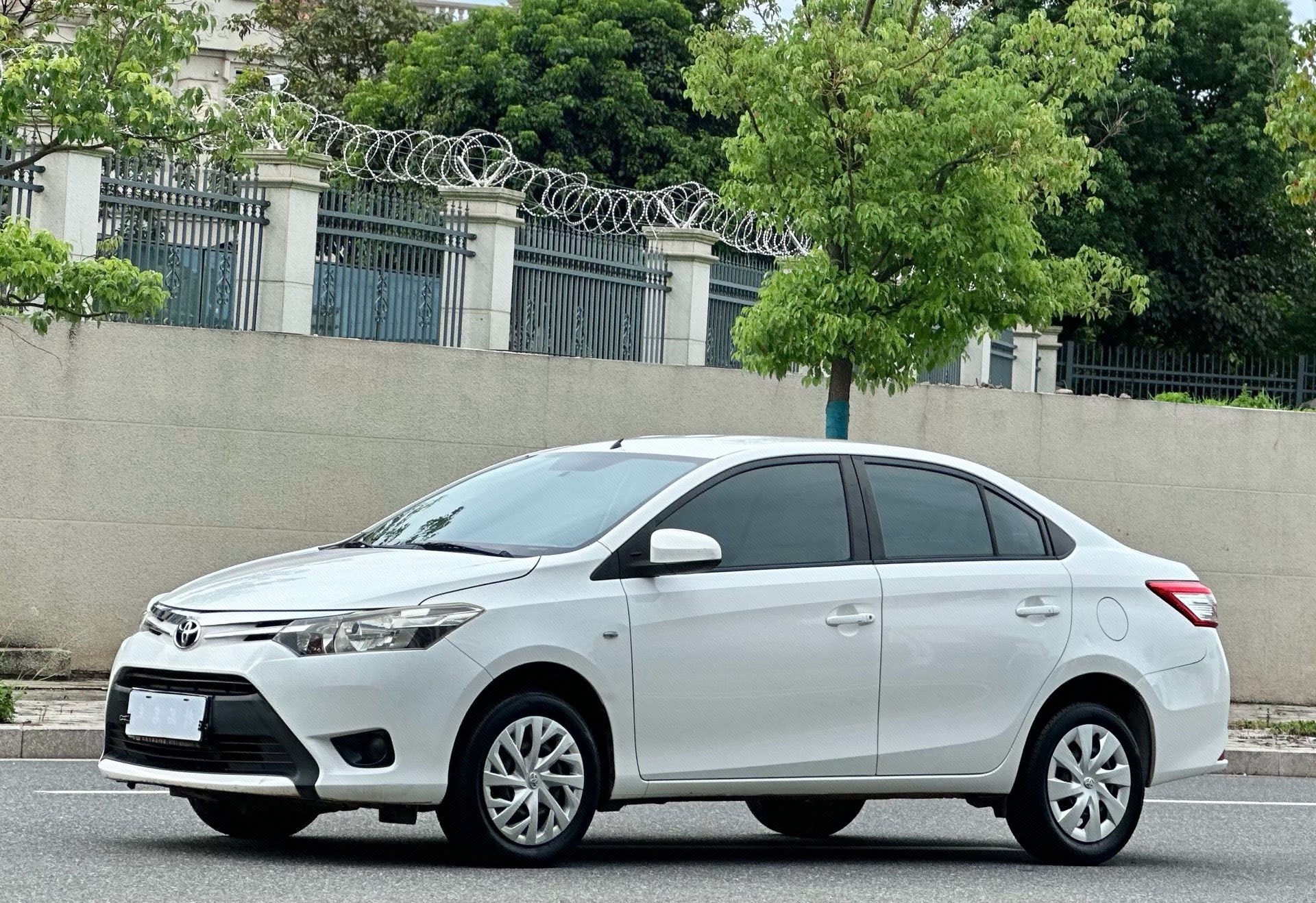 Toyota Vios 2015 car image 