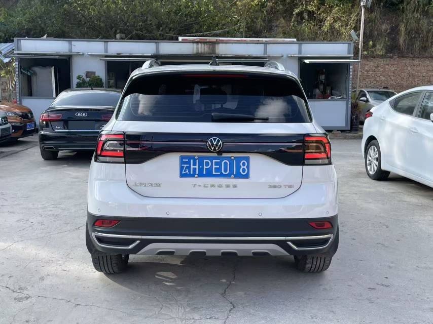 Volkswagen T-Cross 2021 #5 Volkswagen T-Cross 2021 car image #5