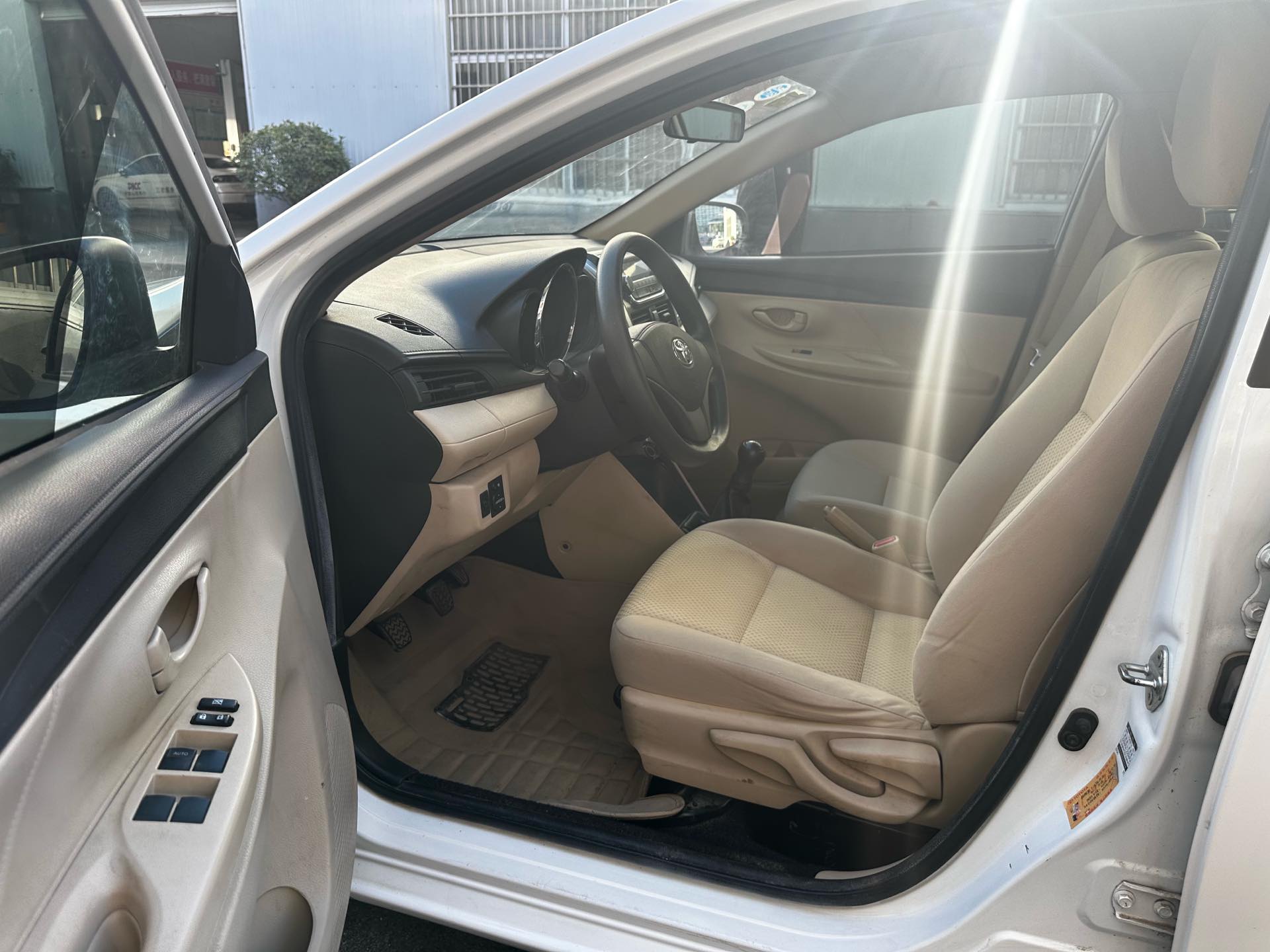 Toyota Vios 2015 car image #7