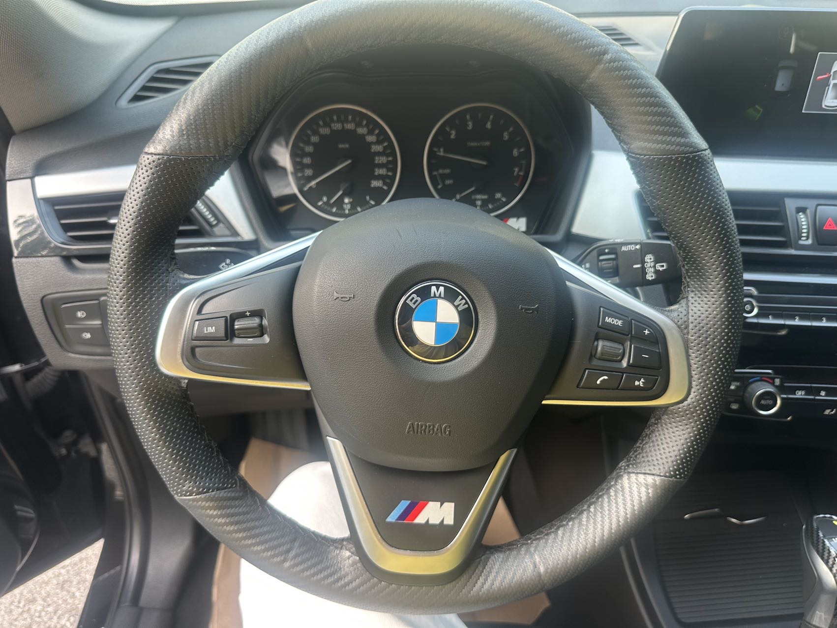 BMW X1 2018 car image #6