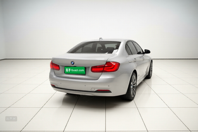 BMW 3 Series 2019 car image #6