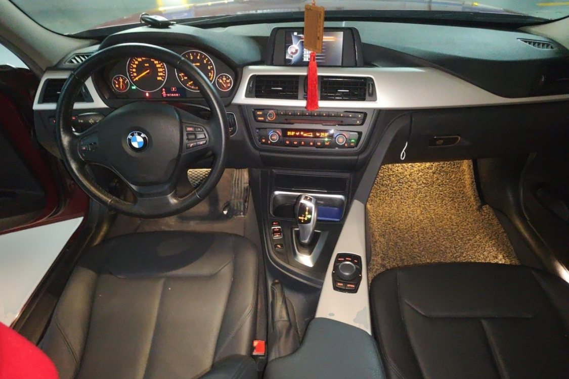 BMW 3 Series 2015 car image #21
