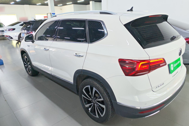 Volkswagen Tharu 2023 immagine di auto #5