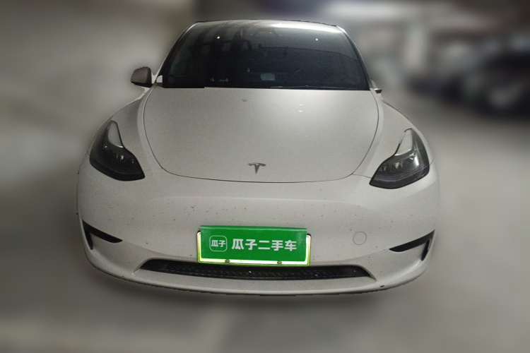 Tesla Model Y 2022 car image #3