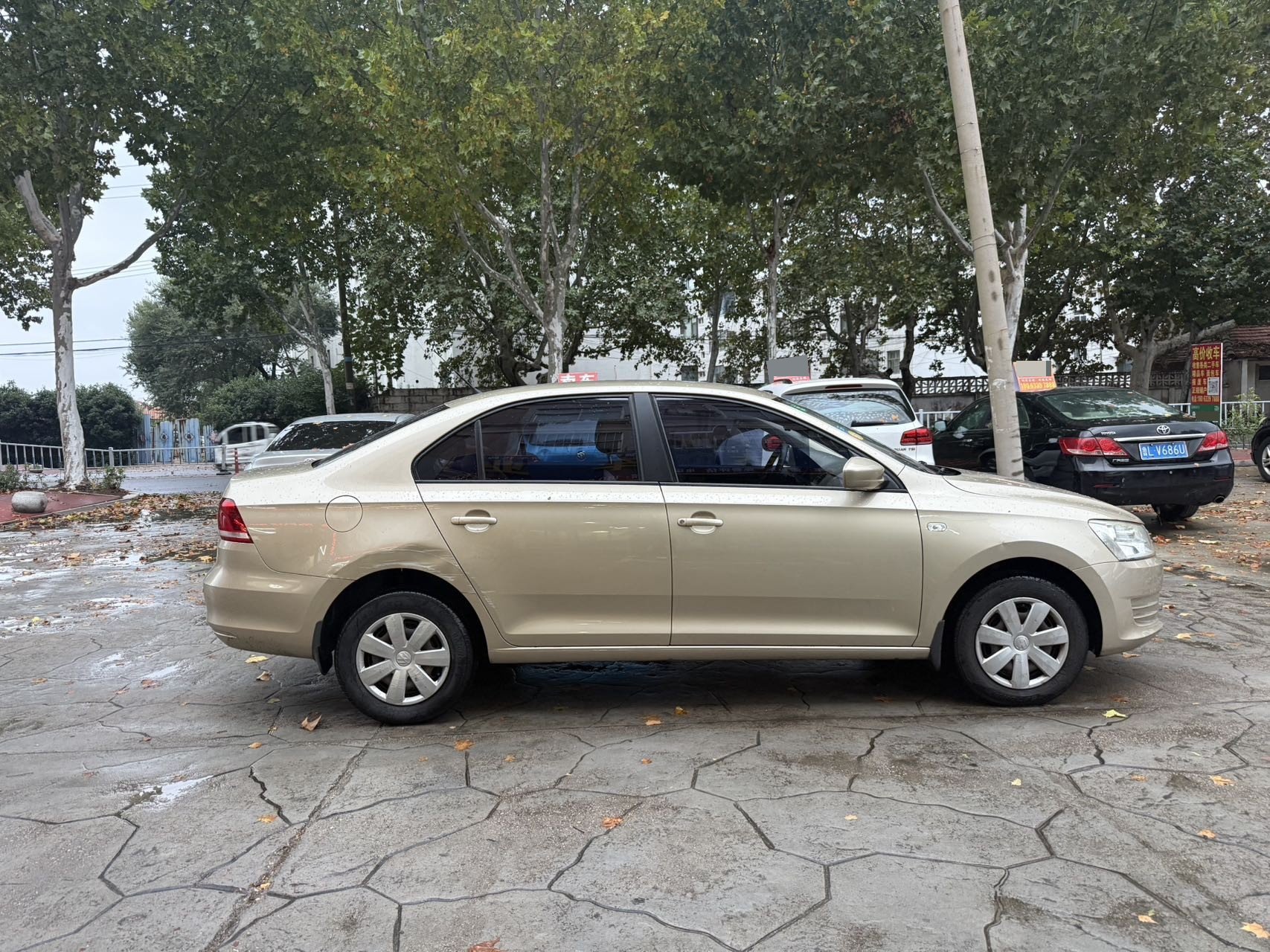 Volkswagen Santana 2014 car image #5