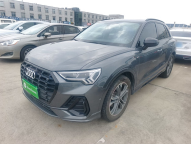 Audi Q3 2023 car image 