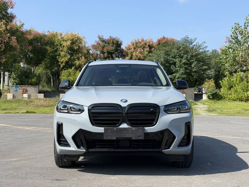 BMW iX3 2022 #2 BMW iX3 2022 car image #2