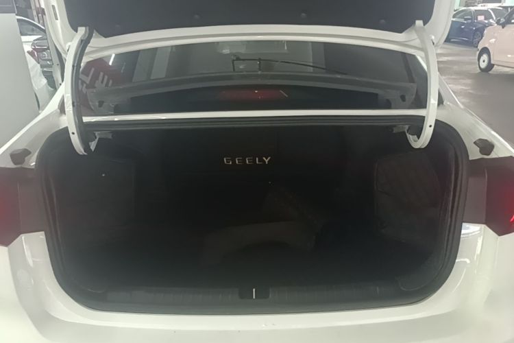 GEELY Emgrand 2022 car image #21