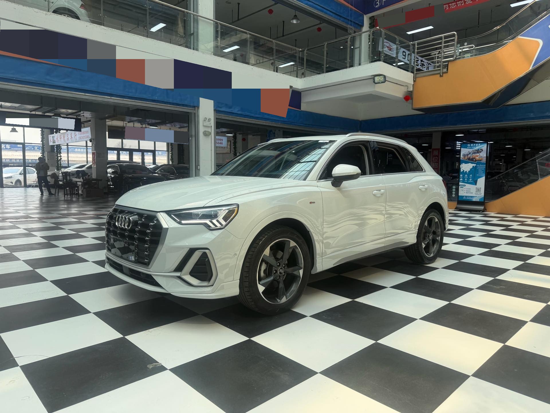 Audi Q3 2023 Audi Q3 2023 car image